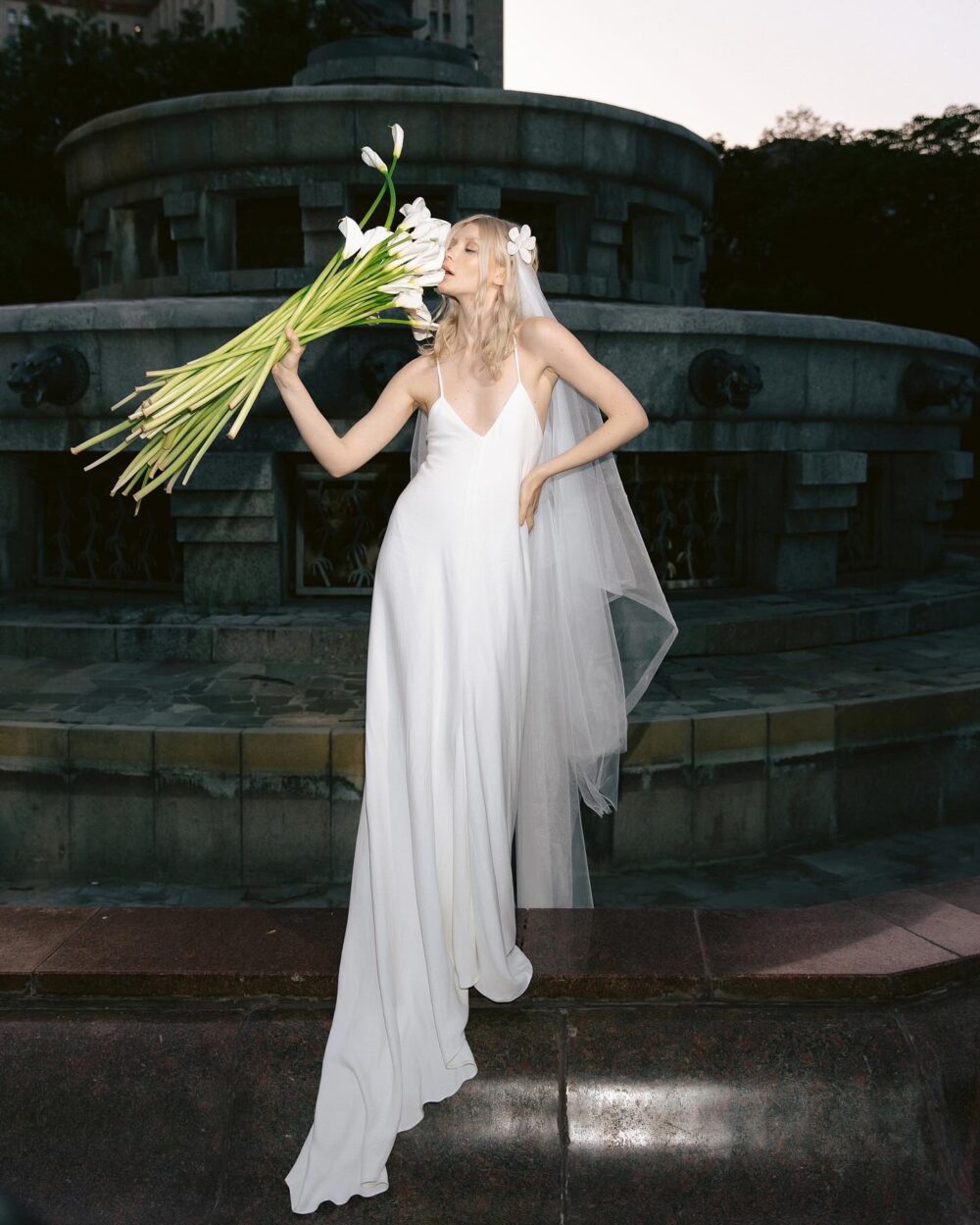 Le bouquet de mariée 2026 : entre manifeste et pièce couture - Blog Mariage Madame C