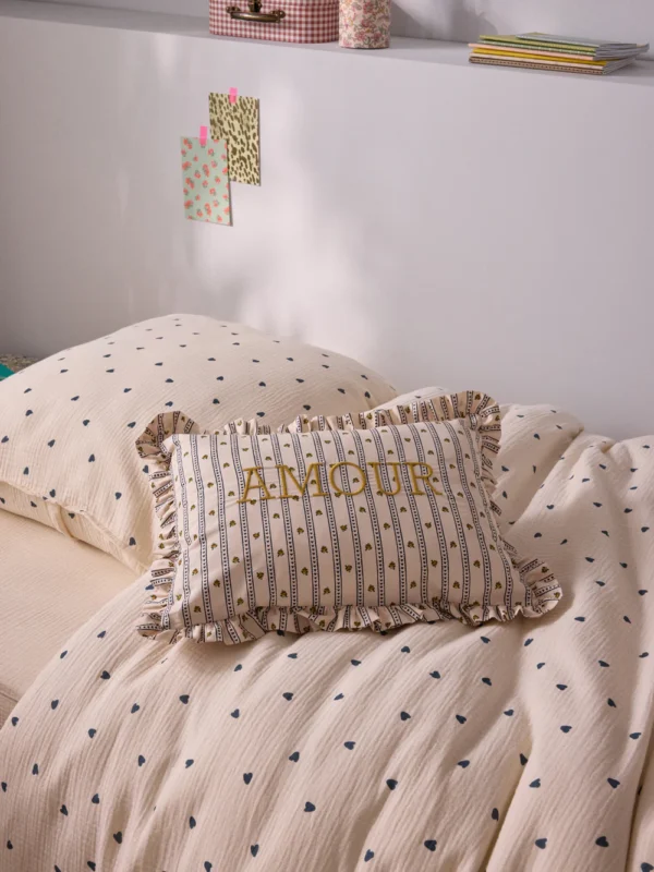 Coussin brodé Amour Cyrillus Maison