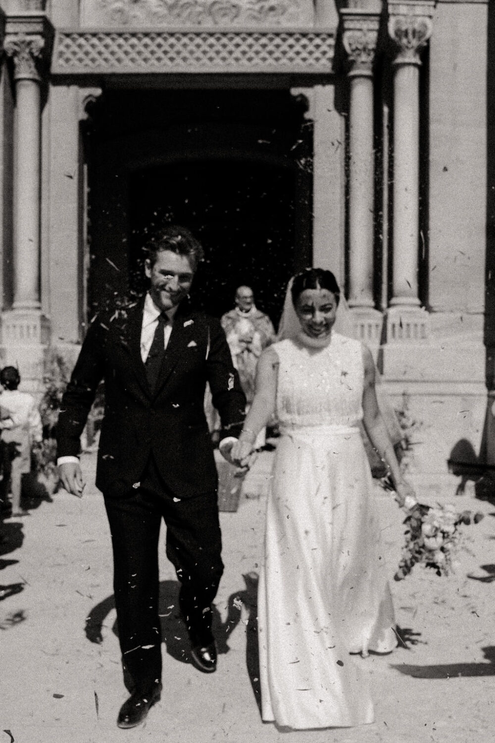 Destination wedding en France à Uzès — Valerie & Frazer - Blog Mariage Madame C