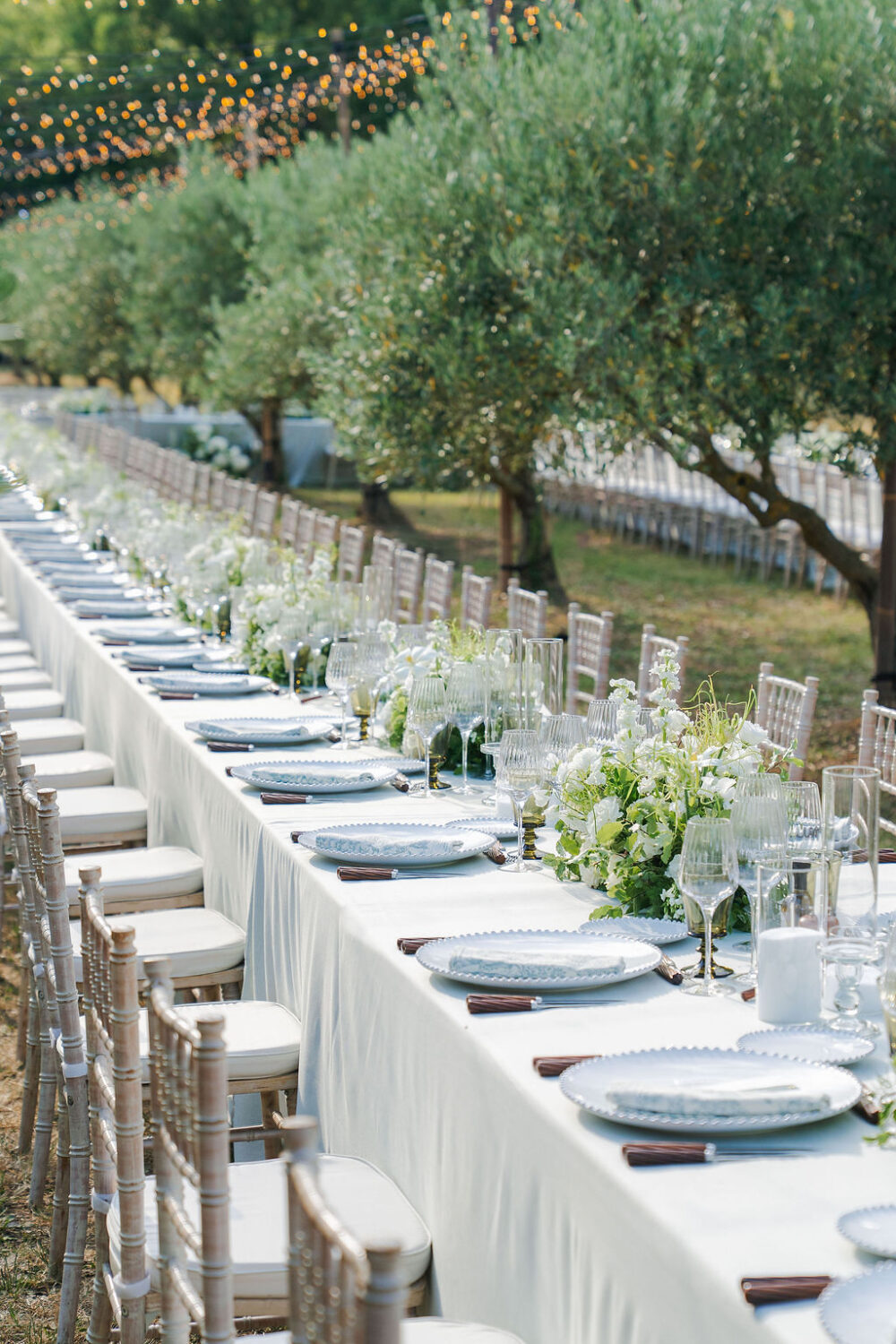 Destination Wedding en France : l’art de recevoir selon le Madame Social Club — Sélection 2027 - Blog Mariage Madame C