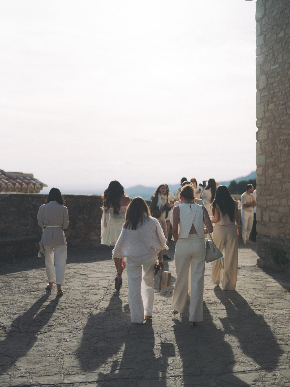 Le Rendez-vous au Crillon le Brave : une expérience immersive en Provence - Blog Mariage Madame C