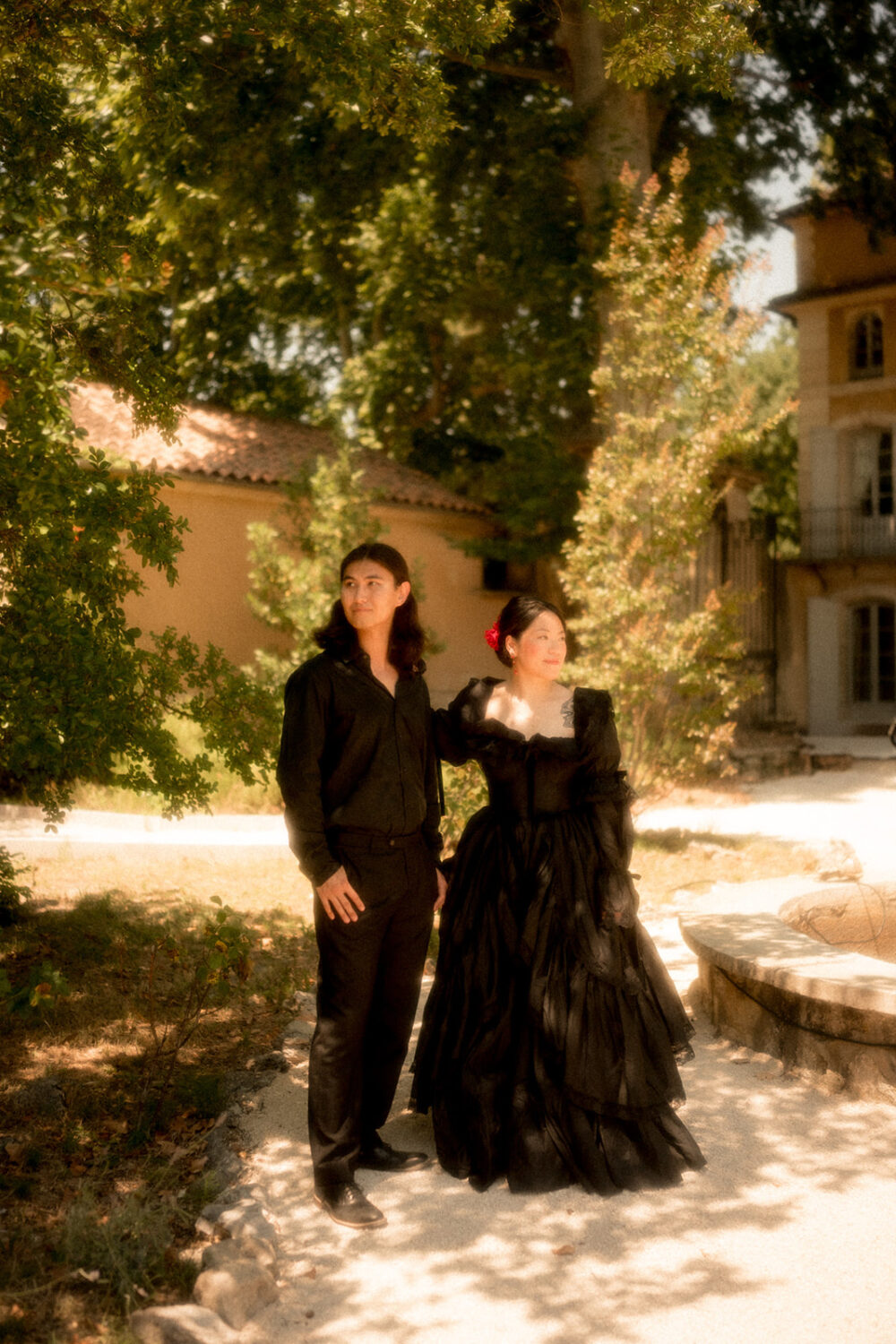 Destination wedding intime en Provence au Château du Jonquier — Michelle & Madi - Blog Mariage Madame C