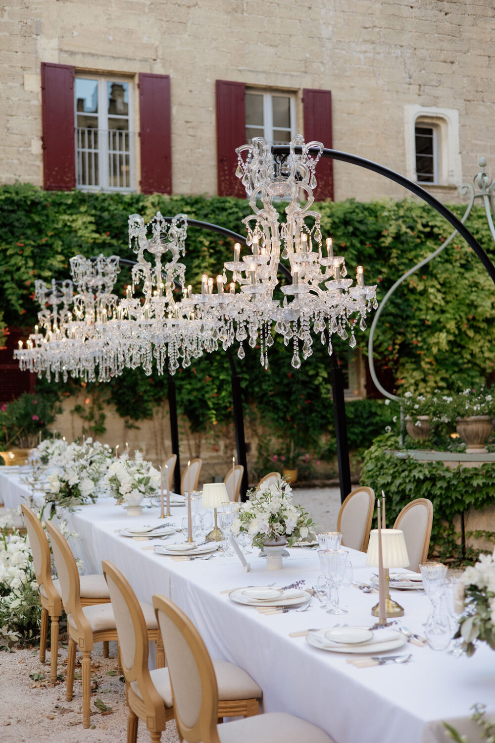 Mariage au Château de Beauregard en Provence — Lauriane & Enrique - Blog Mariage Madame C